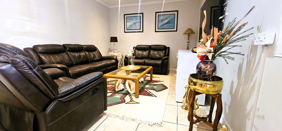 3 Bedroom Property for Sale in Country Club Western Cape